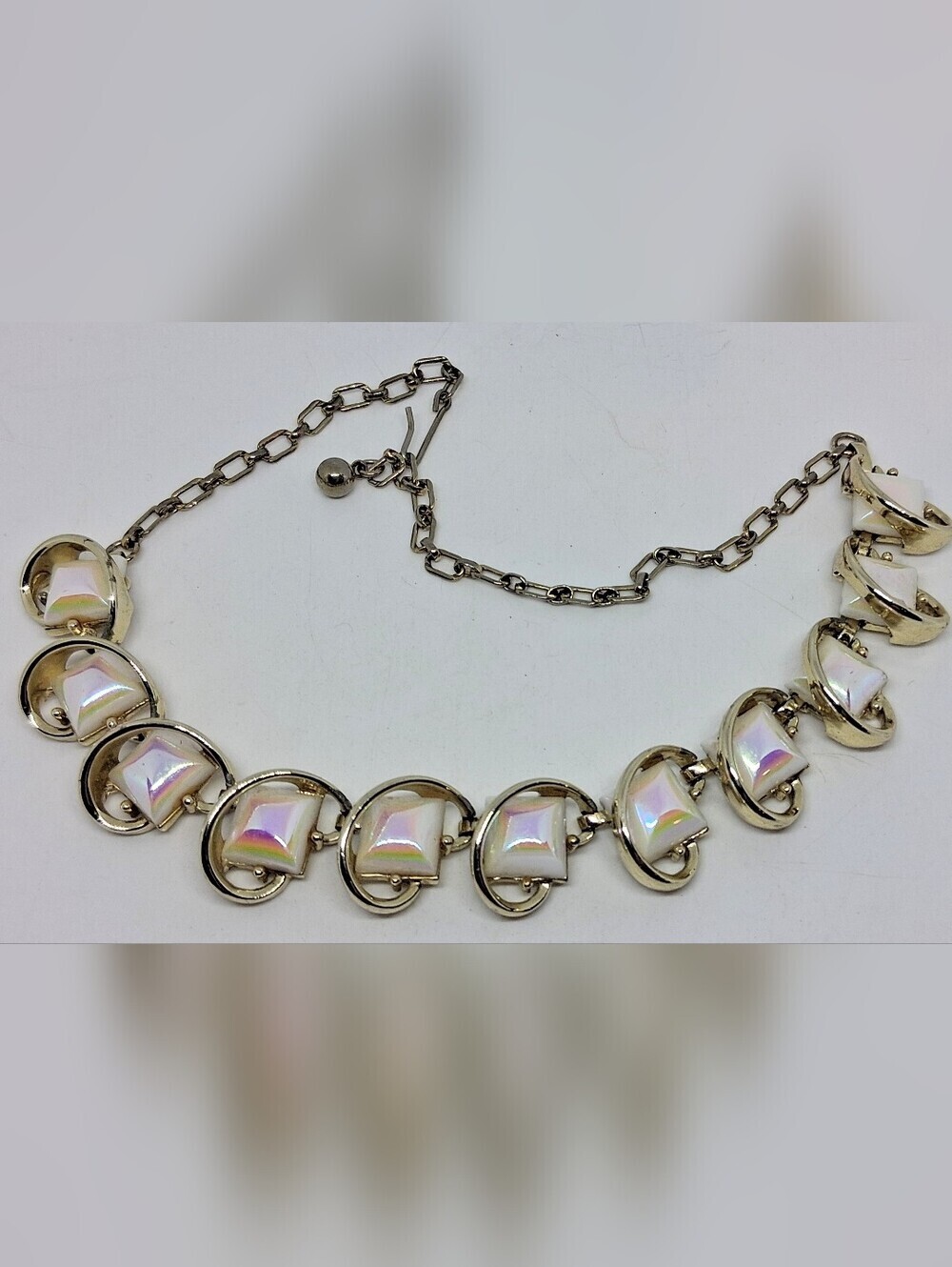 *  Vintage Iridescent White Squares Gold Tone Choker Necklace